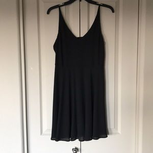 Black flowy stress from Express BRAND NEW